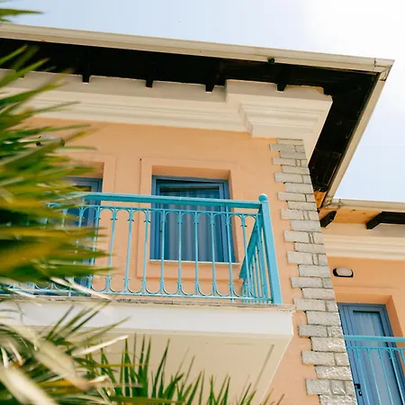 Kronos Village Lodge Gjirokaster