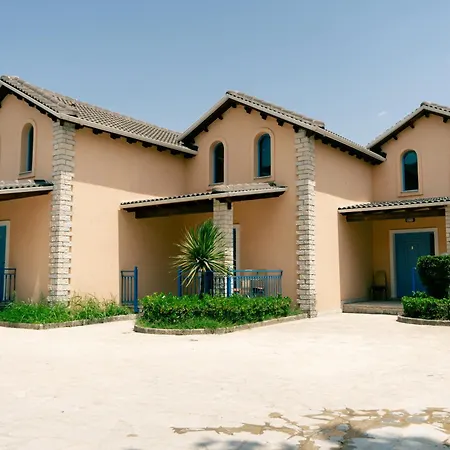 Lodge Kronos Village Gjirokastër