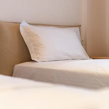 Lodge Kronos Village *