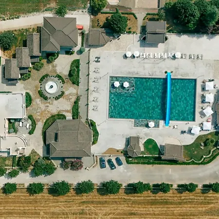 Kronos Village Lodge Gjirokastër