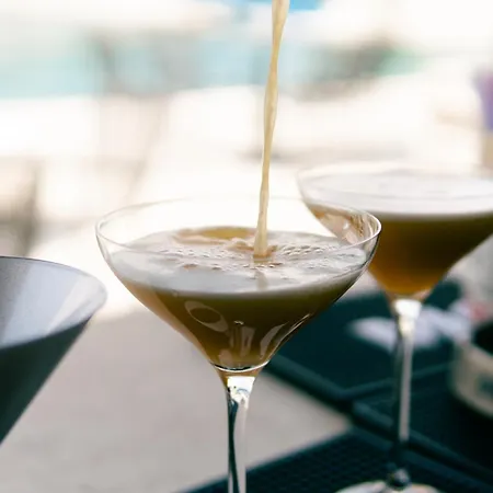 Kronos Village Lodge *