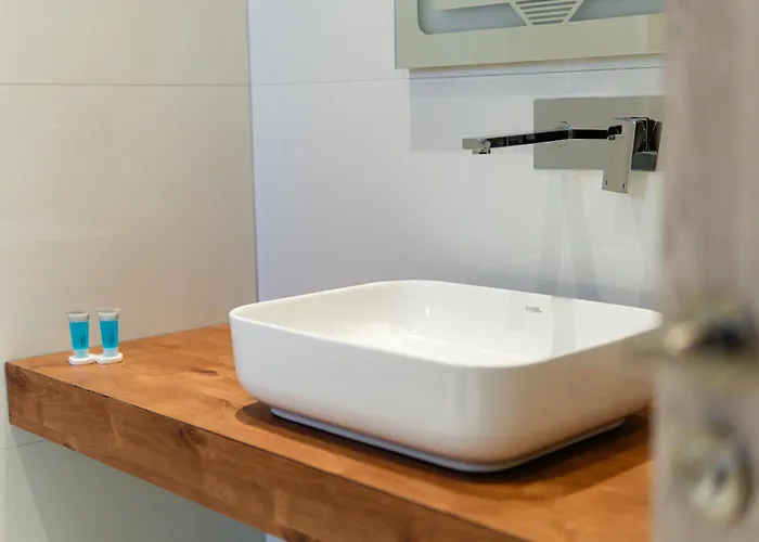 Kronos Village Gjirokastër