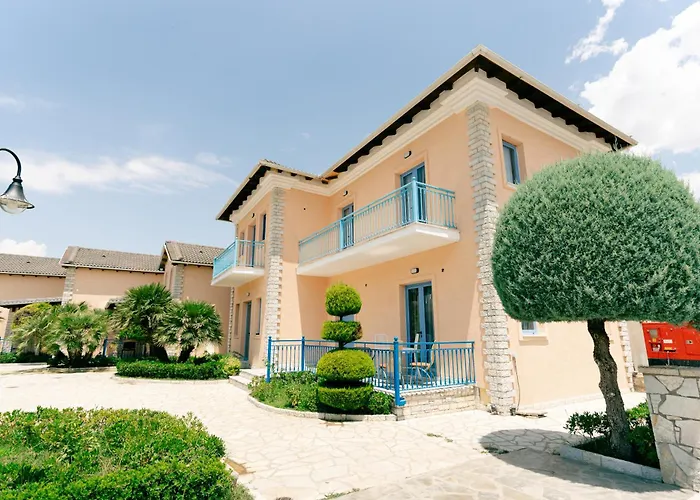 Kronos Village 山林小屋 Gjirokastër