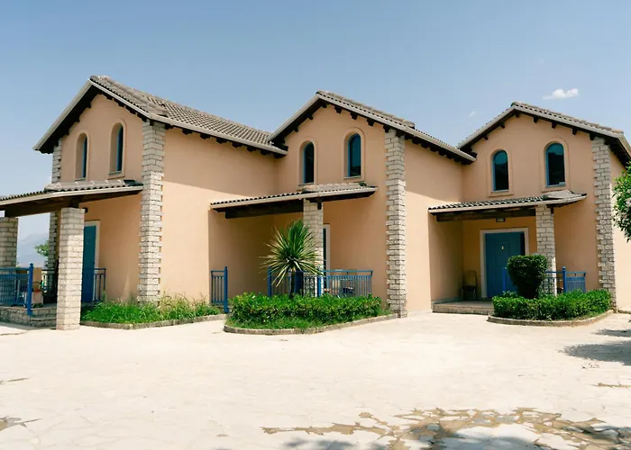 山林小屋 Kronos Village Gjirokastër