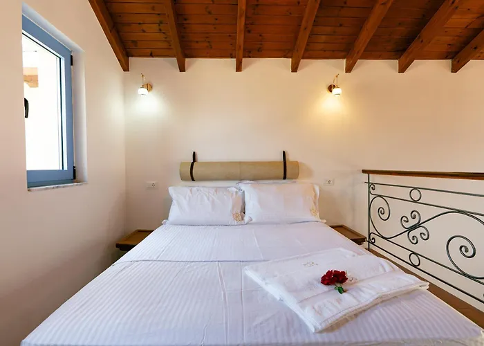 山林小屋 Kronos Village