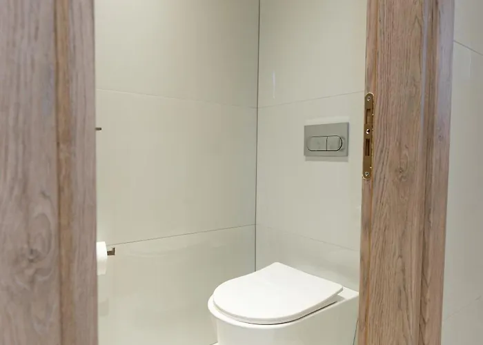 Kronos Village 山林小屋 Gjirokastër